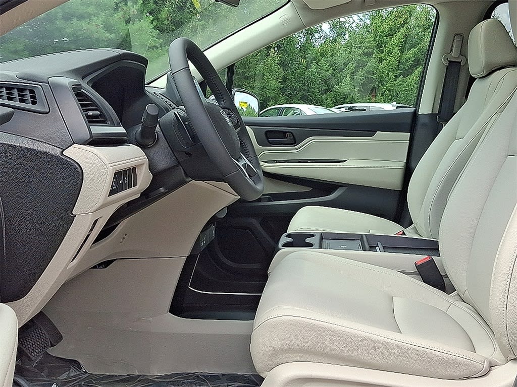 Thumbnail: 2026 Honda Odyssey - 9