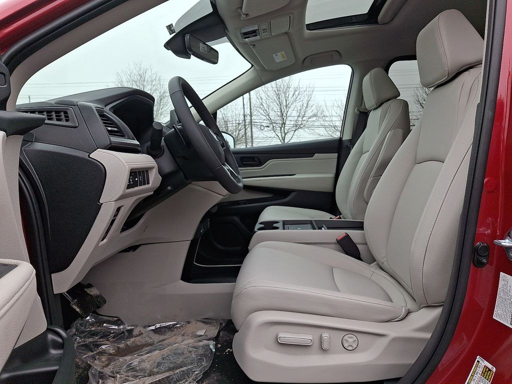 Thumbnail: 2026 Honda Odyssey - 6
