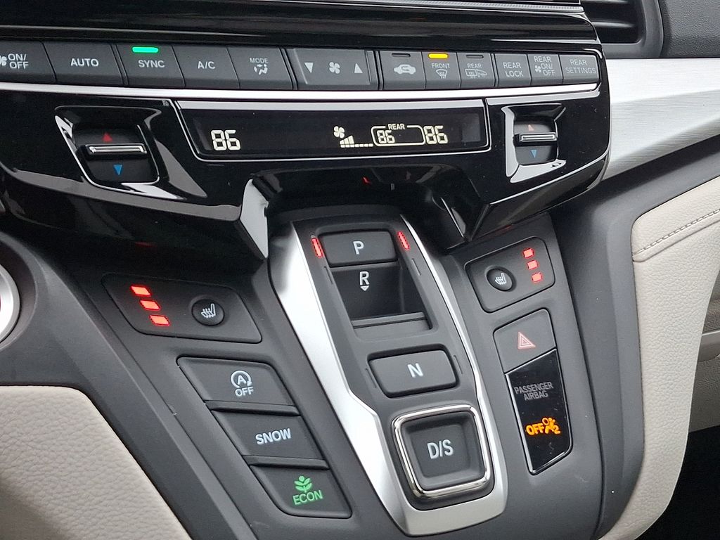 Thumbnail: 2026 Honda Odyssey - 12