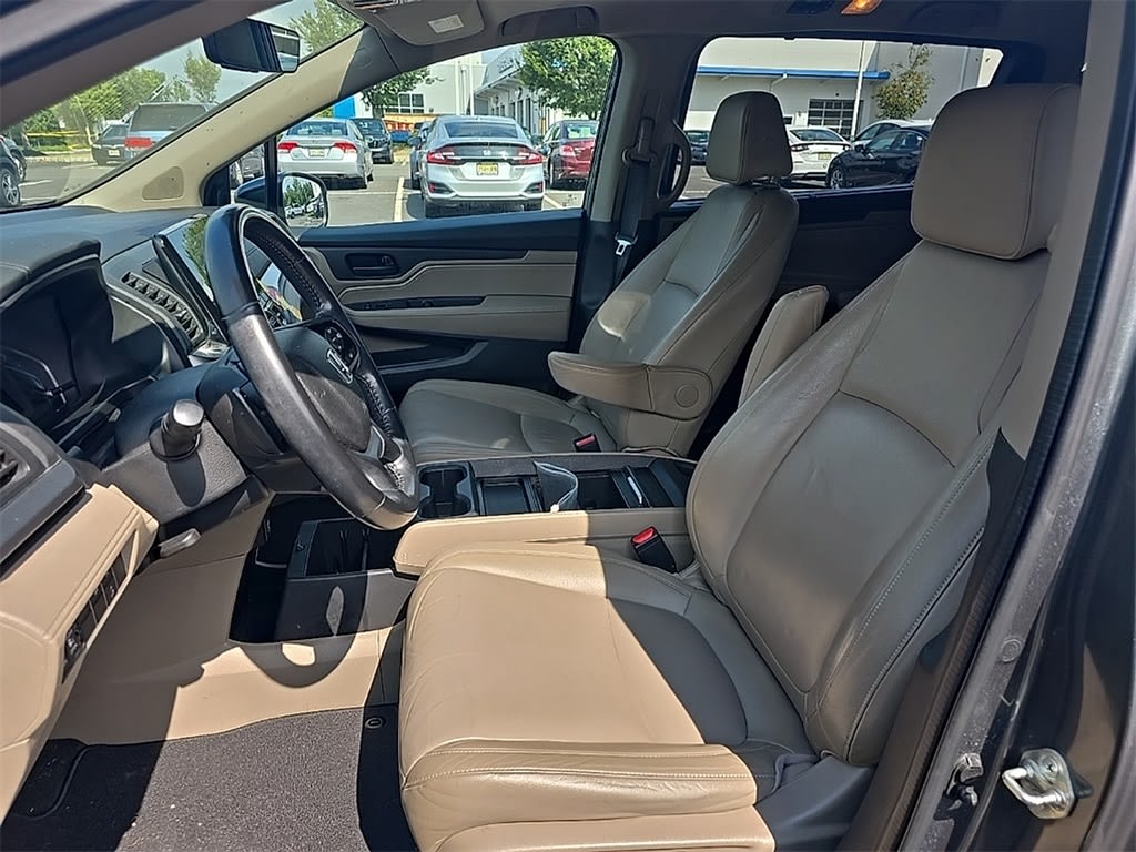 Thumbnail: 2018 Honda Odyssey - 7