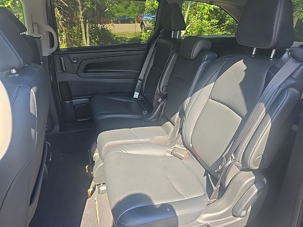 Thumbnail: 2022 Honda Odyssey - 17