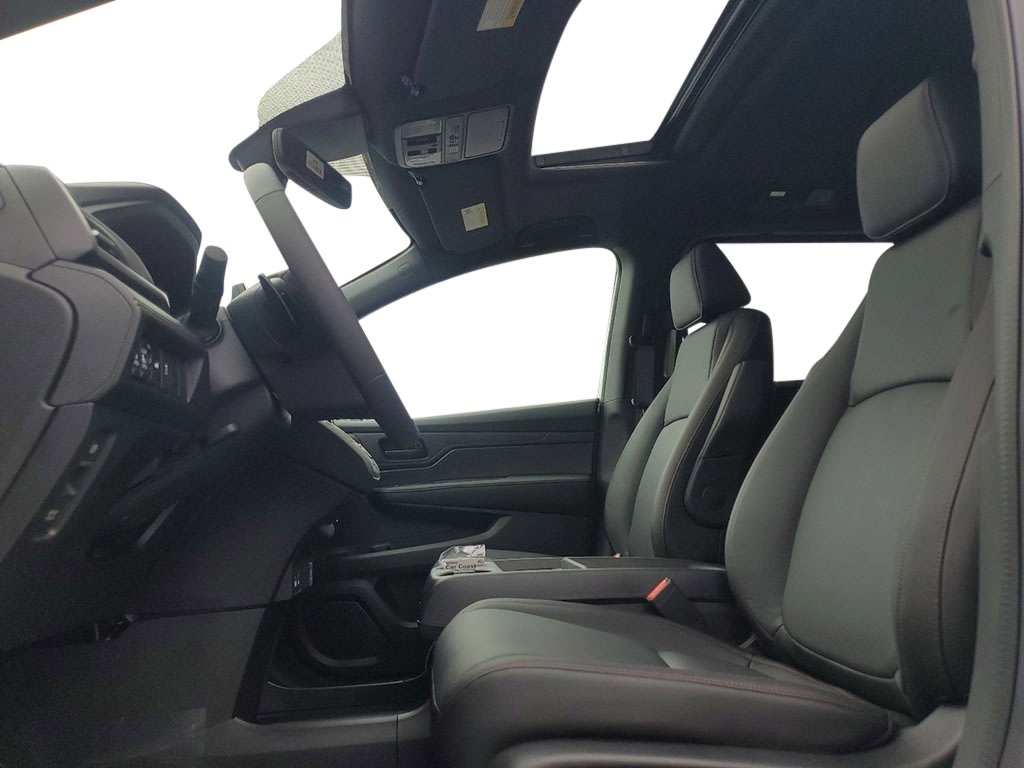 Thumbnail: 2026 Honda Odyssey - 9