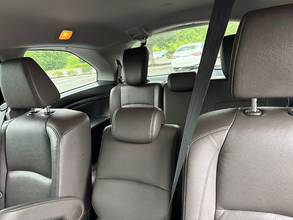 Thumbnail: 2018 Honda Odyssey - 20