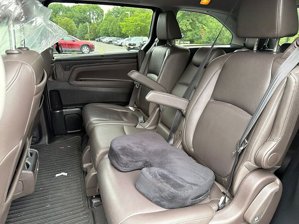 Thumbnail: 2018 Honda Odyssey - 9