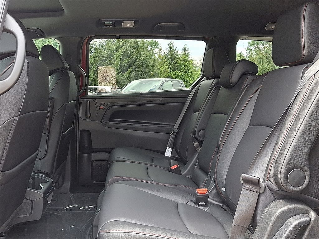Thumbnail: 2026 Honda Odyssey - 9