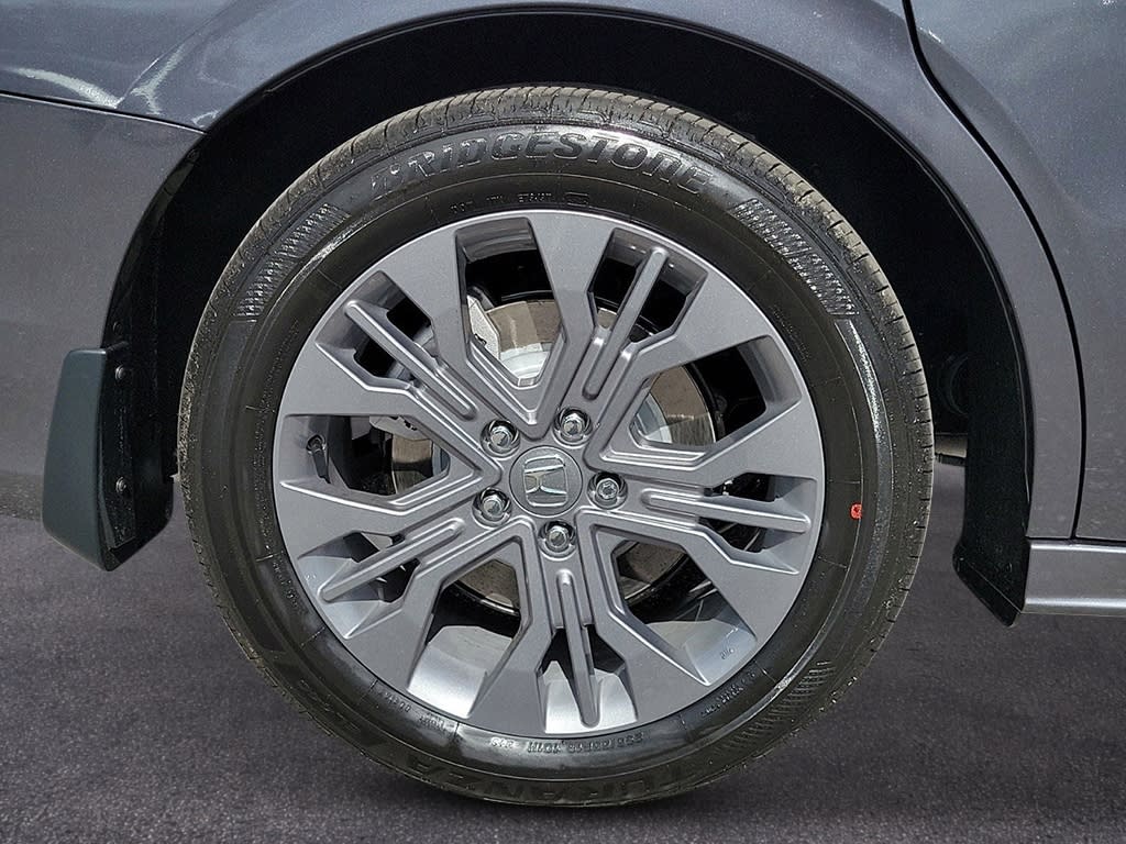 Thumbnail: 2026 Honda Odyssey - 8