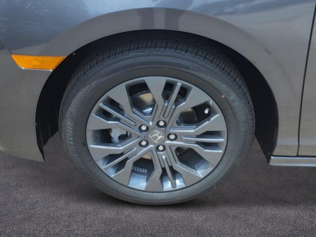 Thumbnail: 2027 Honda Odyssey - 6