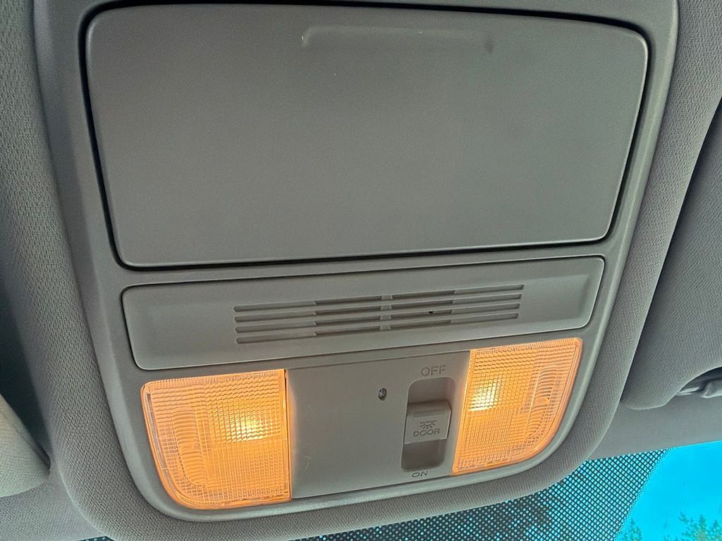 Thumbnail: 2012 Honda Pilot - 20
