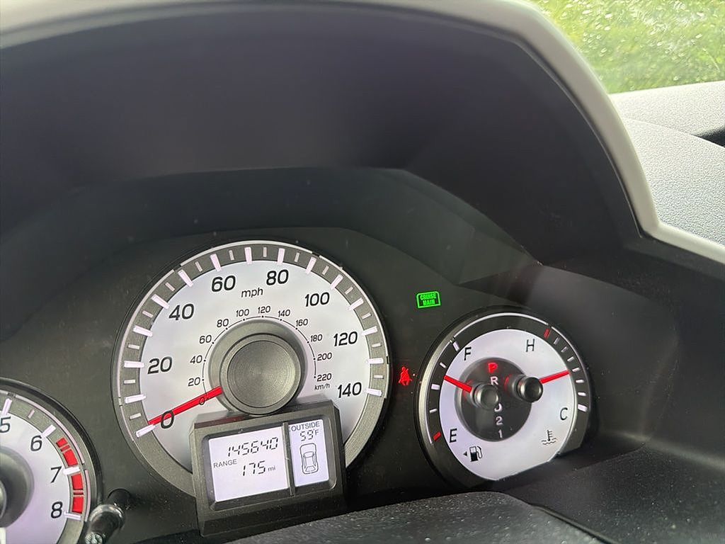 Thumbnail: 2012 Honda Pilot - 9