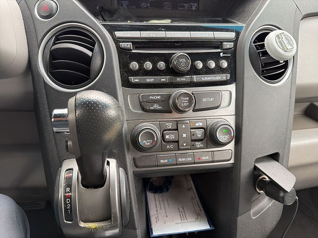 Thumbnail: 2012 Honda Pilot - 24