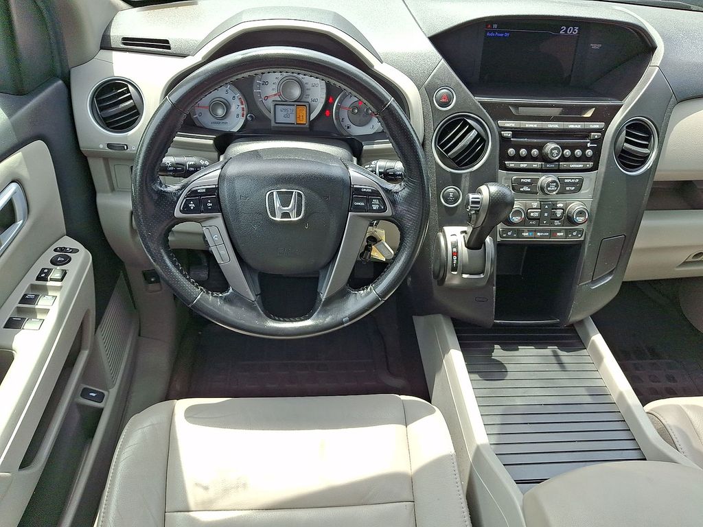 Thumbnail: 2013 Honda Pilot - 8