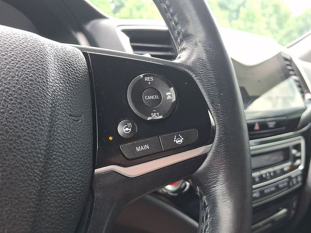 Thumbnail: 2019 Honda Pilot - 22