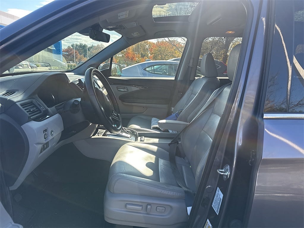 Thumbnail: 2020 Honda Pilot - 6