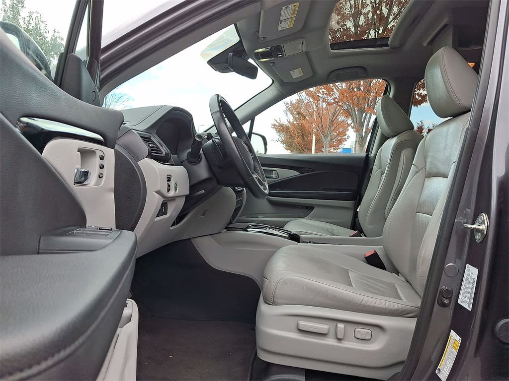 Thumbnail: 2020 Honda Pilot - 9