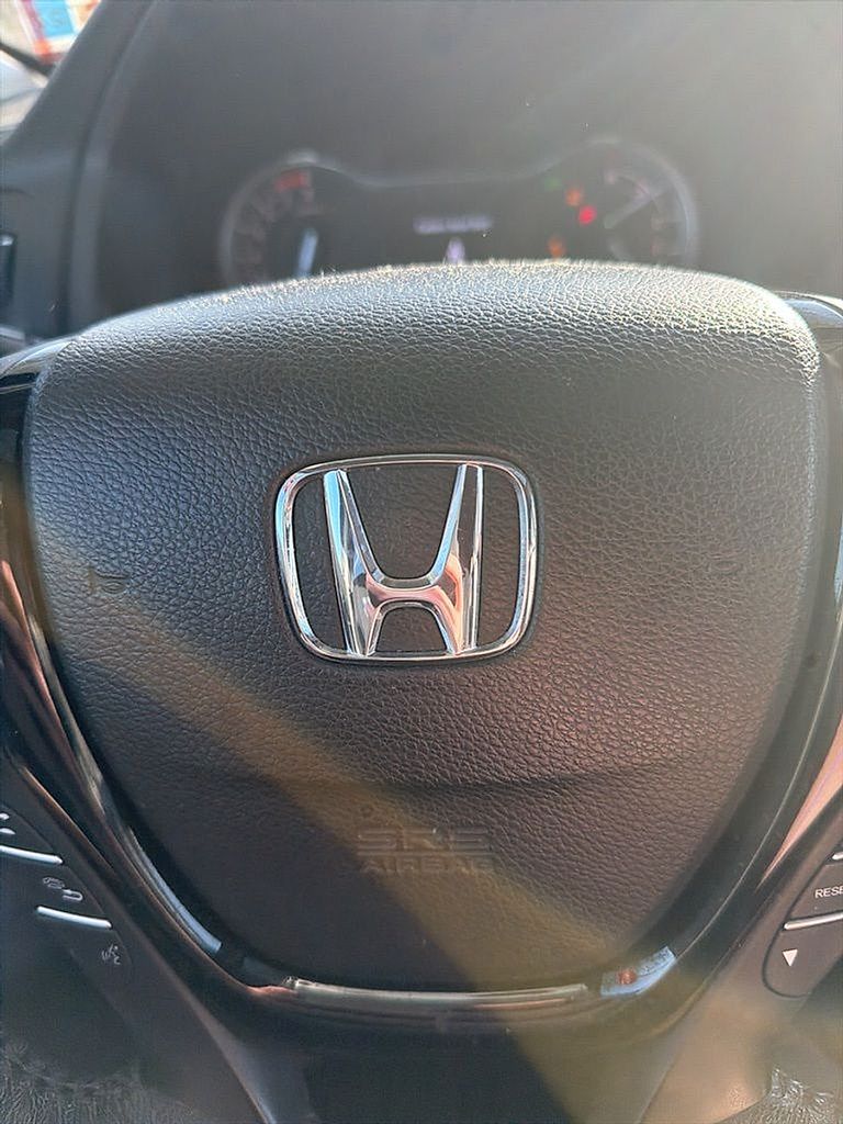 Thumbnail: 2016 Honda Pilot - 20