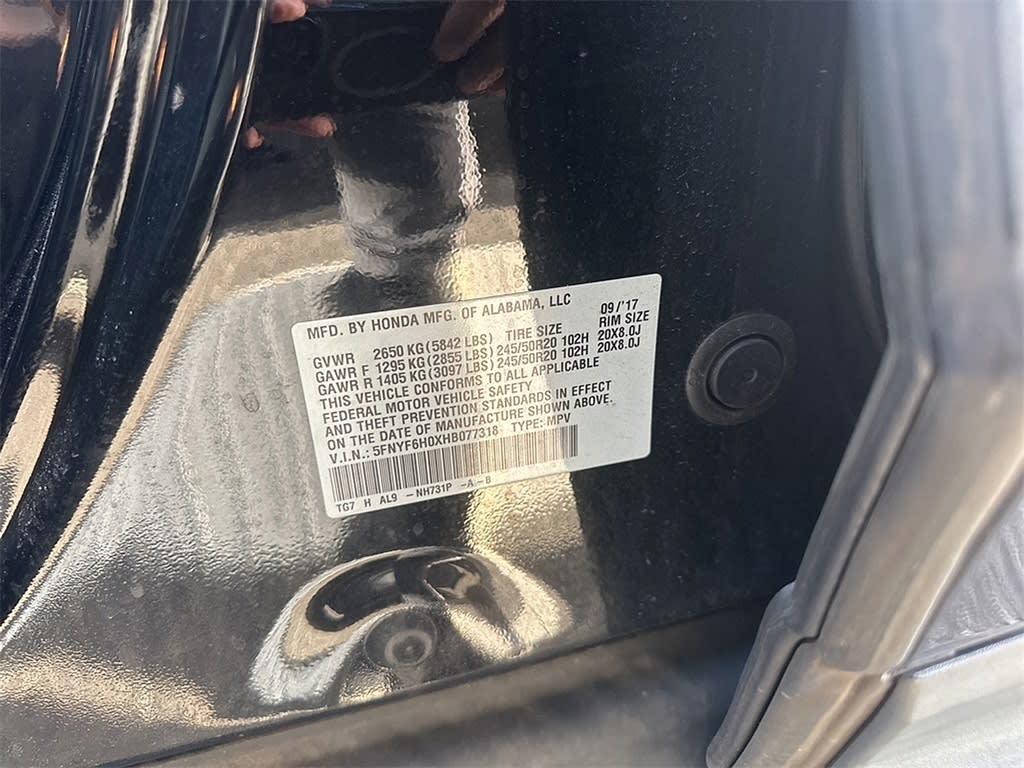 Thumbnail: 2017 Honda Pilot - 9