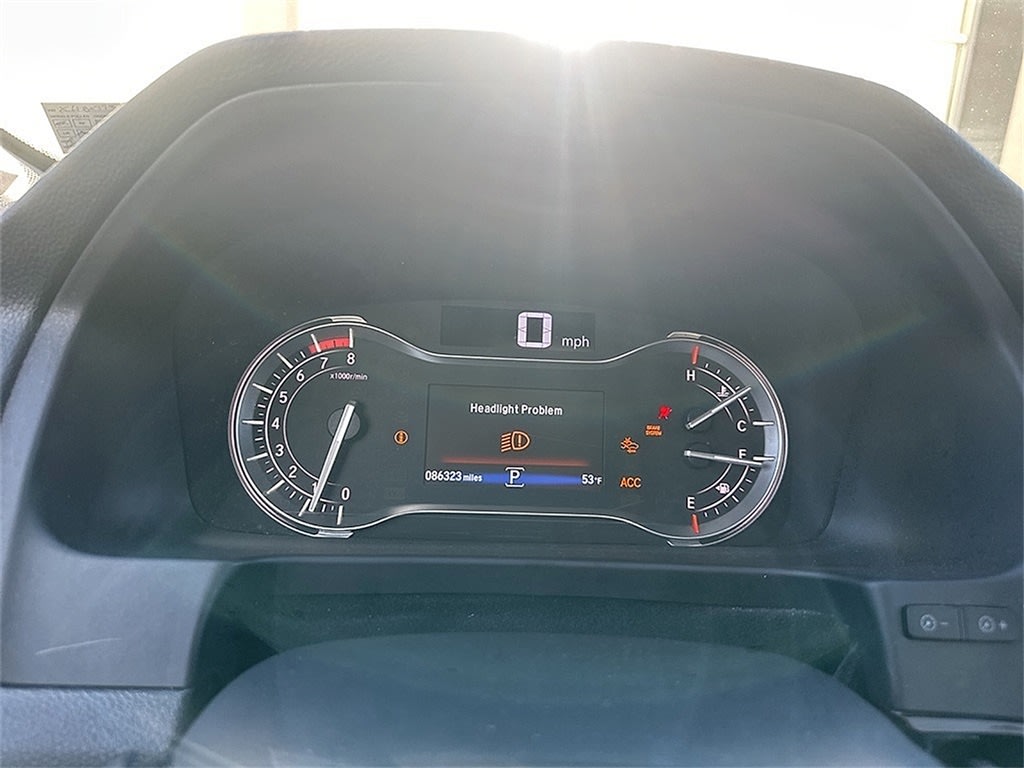 Thumbnail: 2017 Honda Pilot - 8