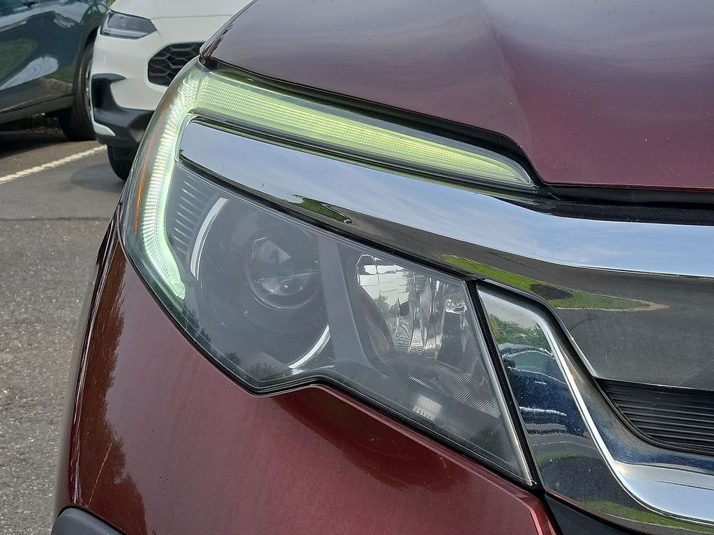 Thumbnail: 2019 Honda Pilot - 34