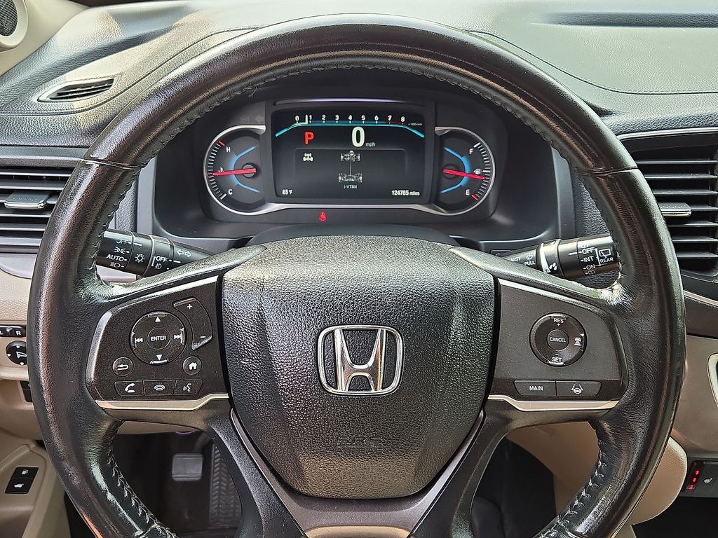 Thumbnail: 2019 Honda Pilot - 13