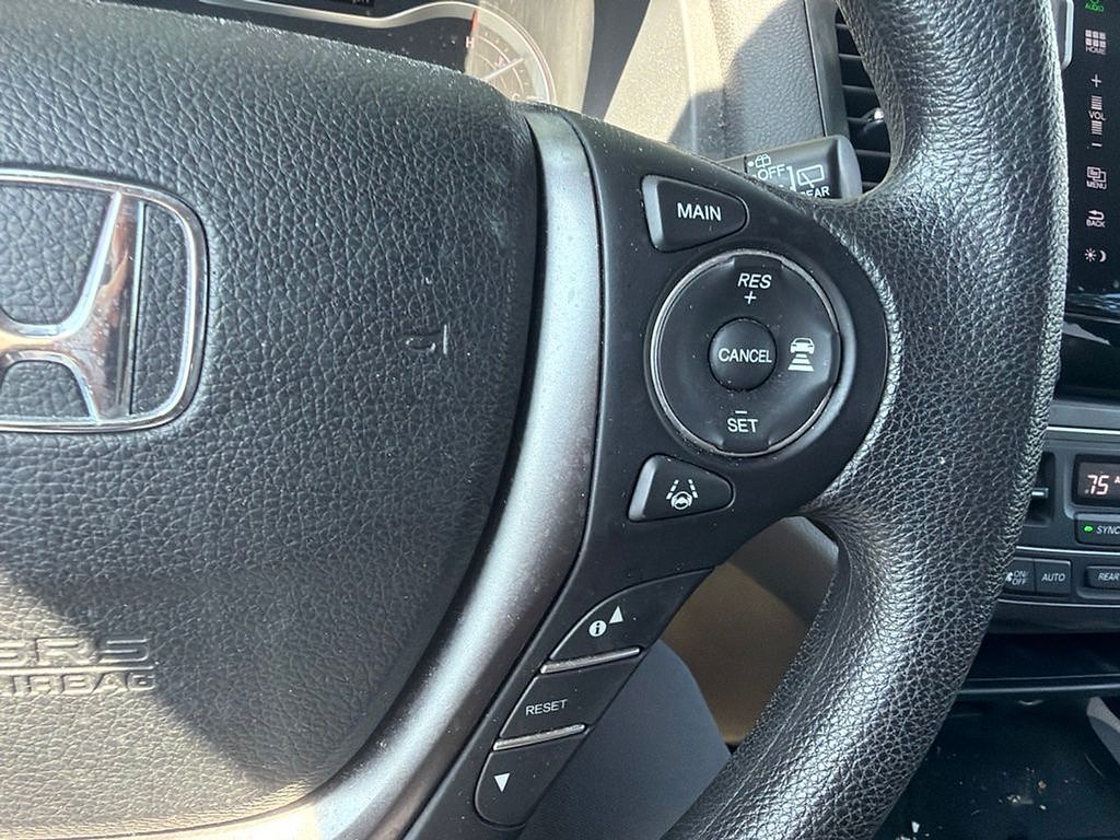 Thumbnail: 2016 Honda Pilot - 21