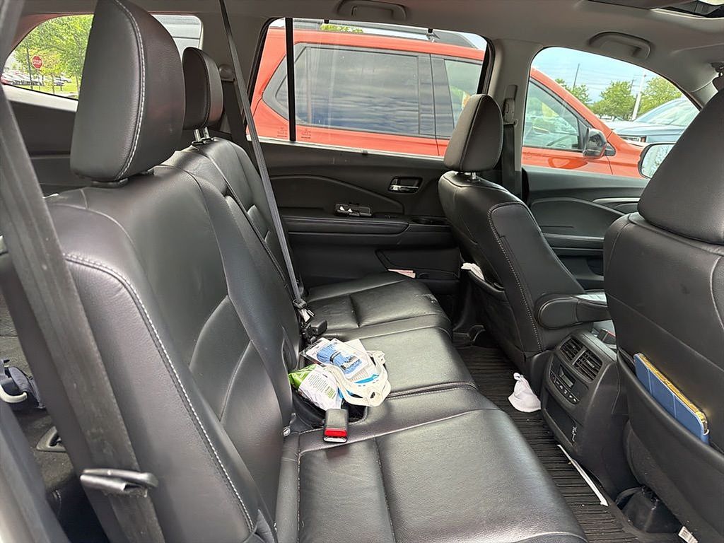 Thumbnail: 2019 Honda Pilot - 7