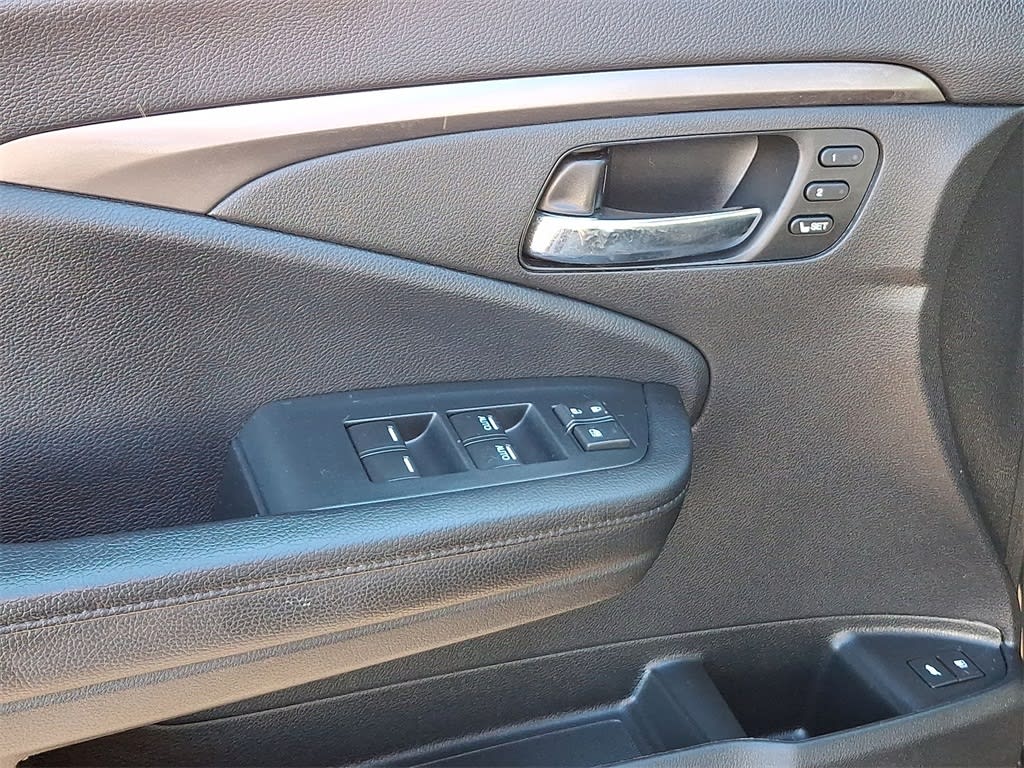 Thumbnail: 2022 Honda Pilot - 14