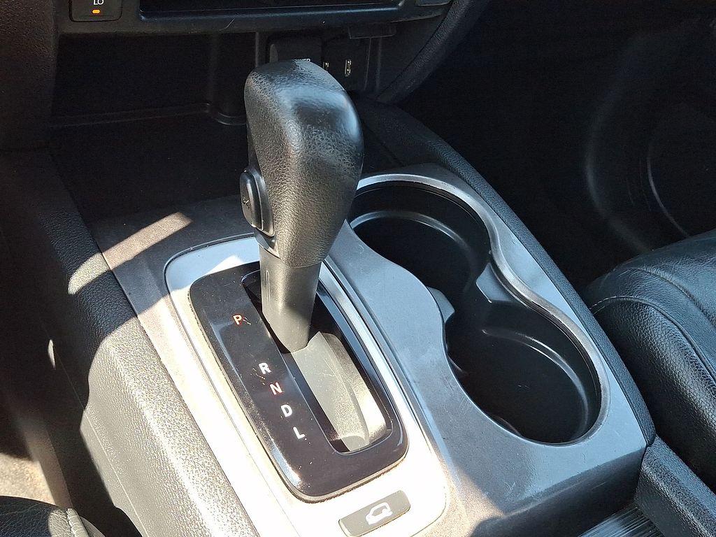 Thumbnail: 2016 Honda Pilot - 12
