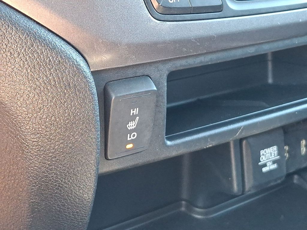 Thumbnail: 2016 Honda Pilot - 22