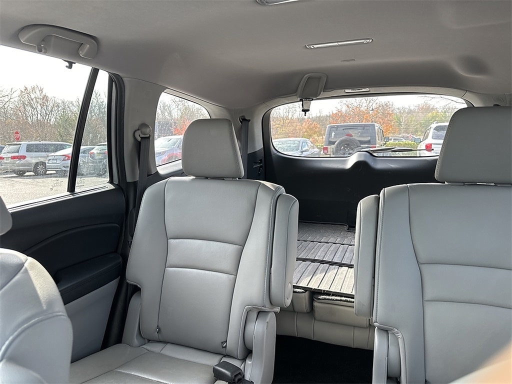 Thumbnail: 2019 Honda Pilot - 6