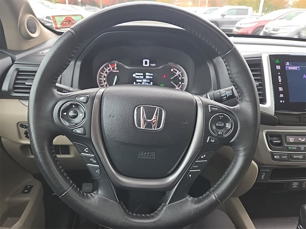 Thumbnail: 2016 Honda Pilot - 2