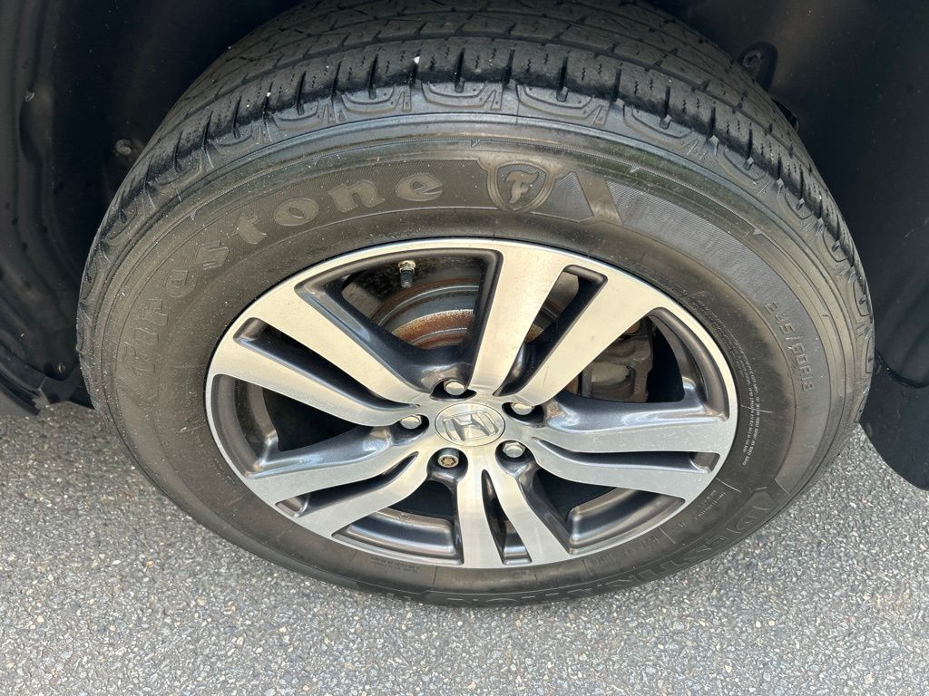 Thumbnail: 2018 Honda Pilot - 6