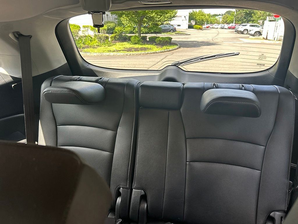 Thumbnail: 2018 Honda Pilot - 8