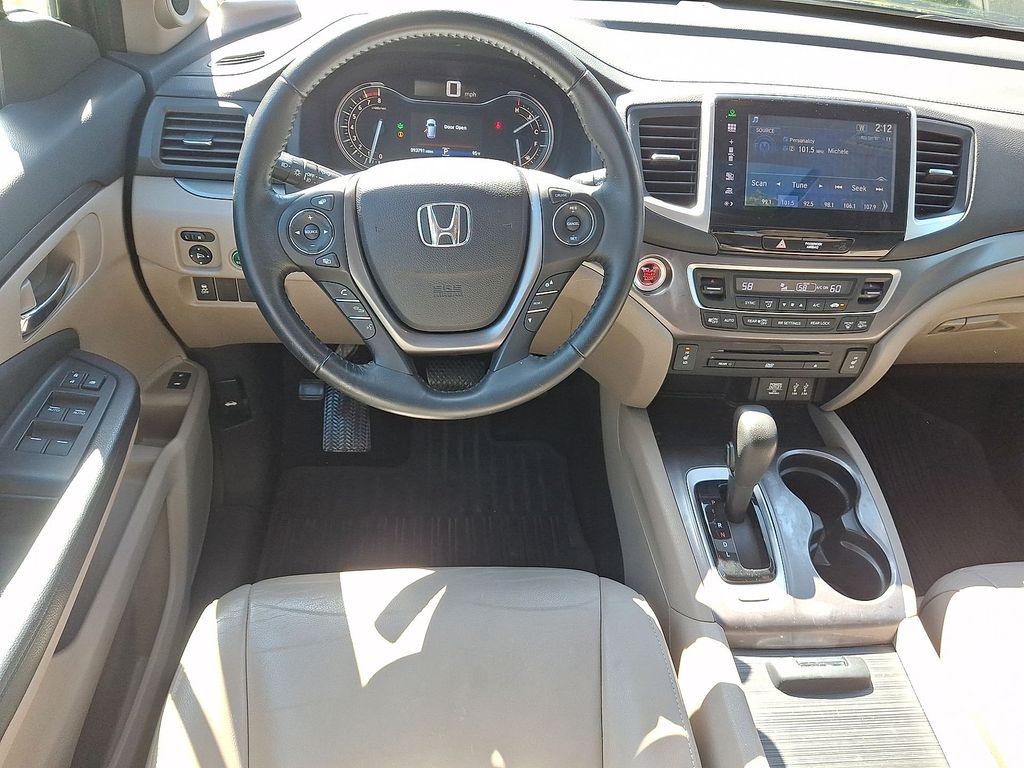 Thumbnail: 2016 Honda Pilot - 2