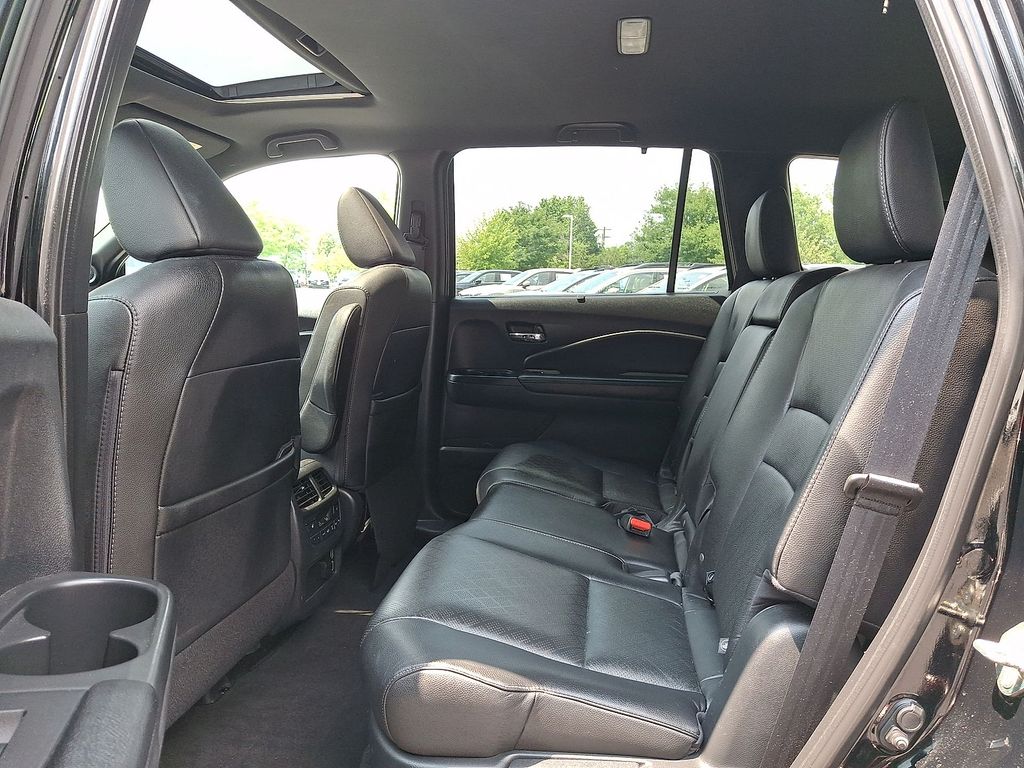 Thumbnail: 2019 Honda Passport - 9