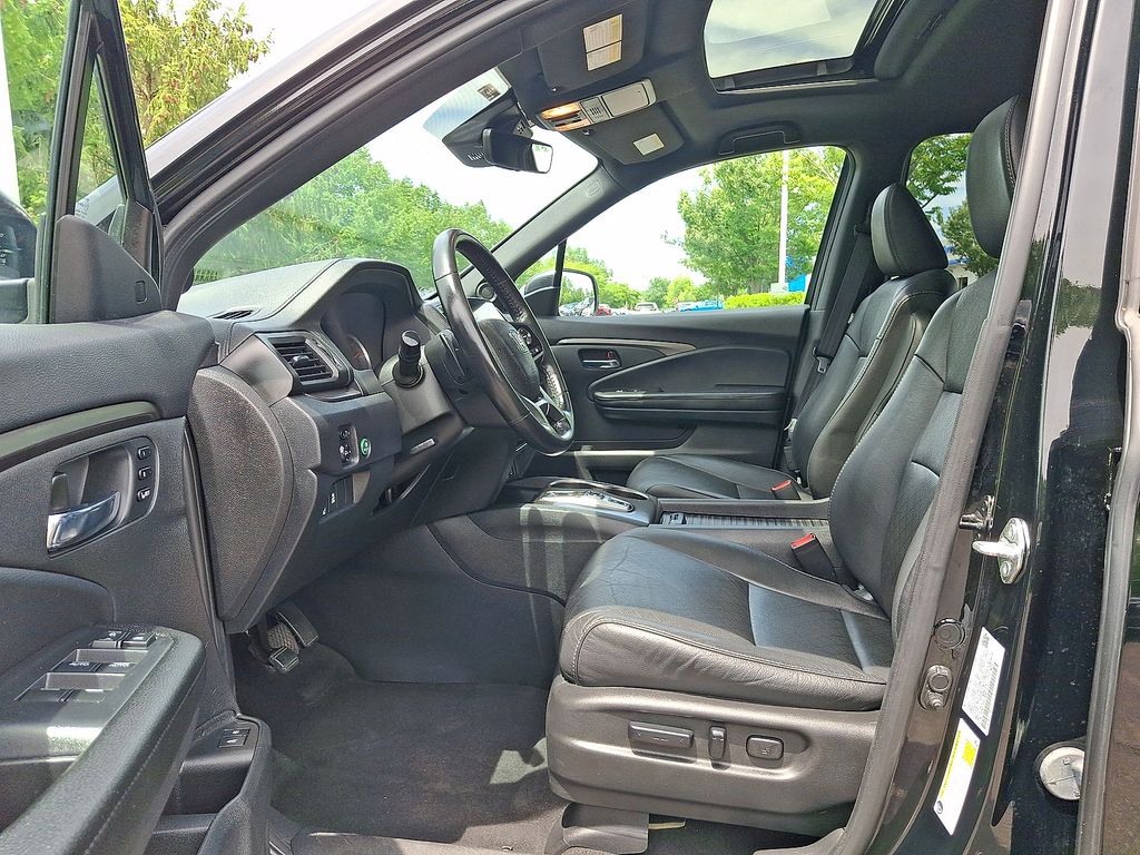 Thumbnail: 2021 Honda Passport - 8