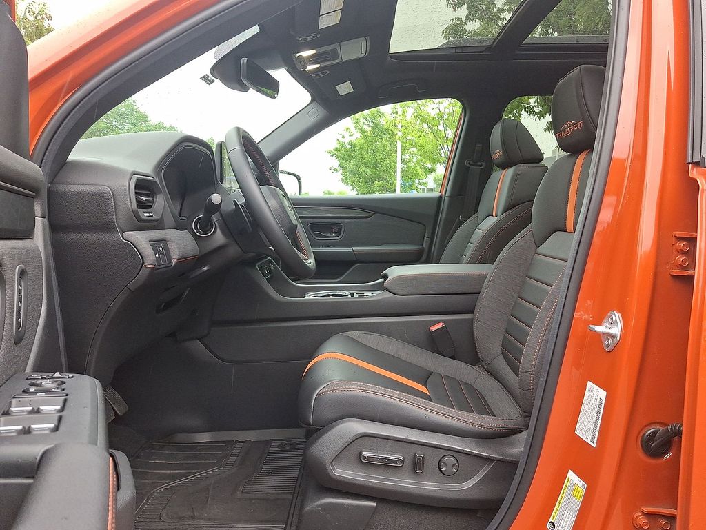 Thumbnail: 2026 Honda Passport - 8