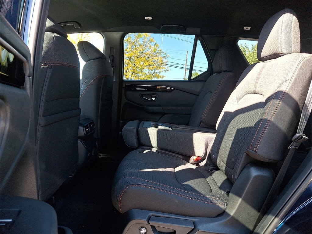 Thumbnail: 2025 Honda Pilot - 10