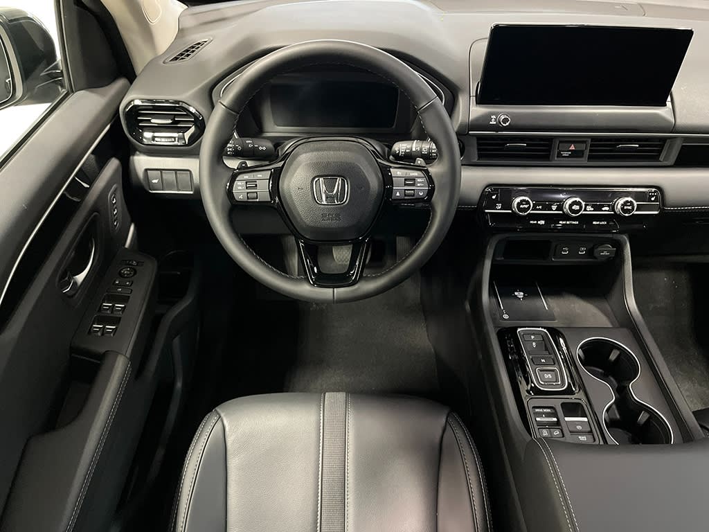 Thumbnail: 2026 Honda Pilot - 10