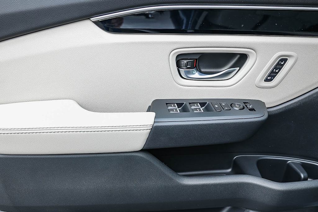 Thumbnail: 2026 Honda Pilot - 22