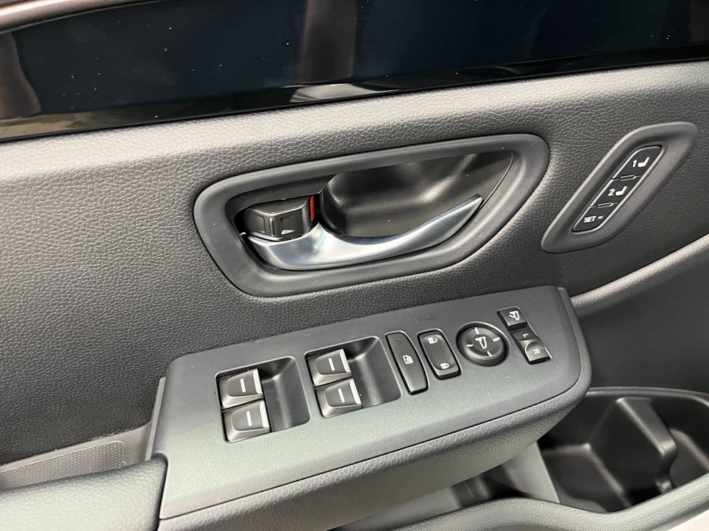 Thumbnail: 2026 Honda Pilot - 21