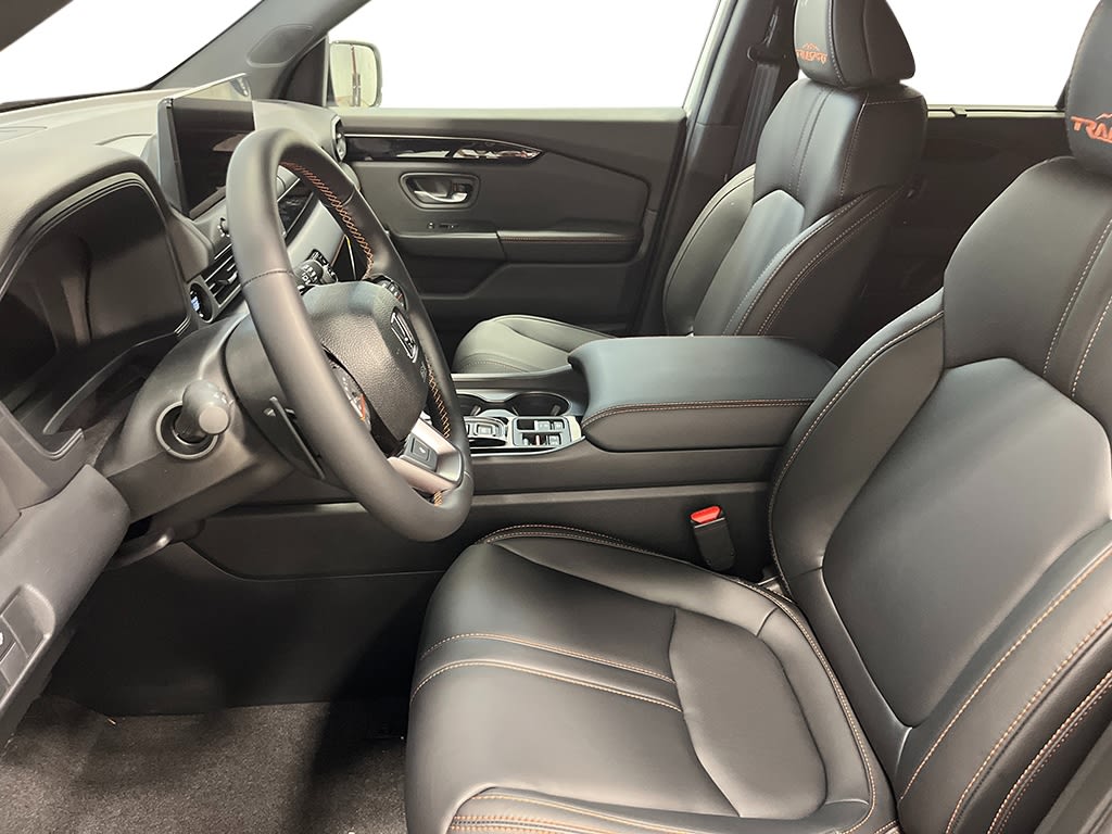 Thumbnail: 2026 Honda Pilot - 11