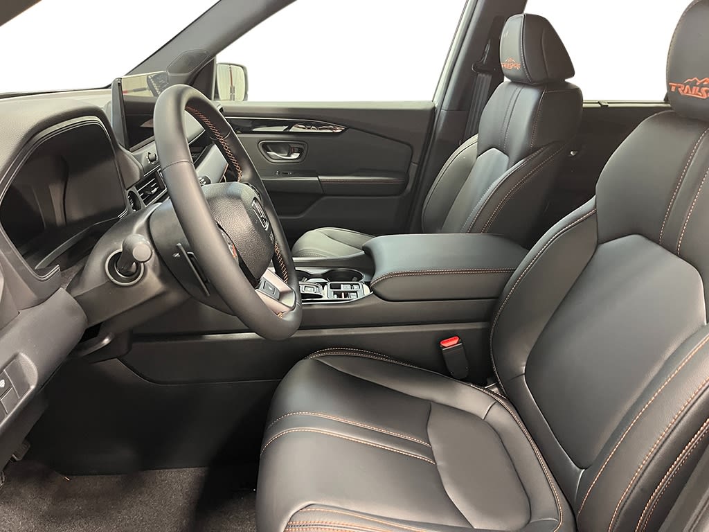 Thumbnail: 2026 Honda Pilot - 9
