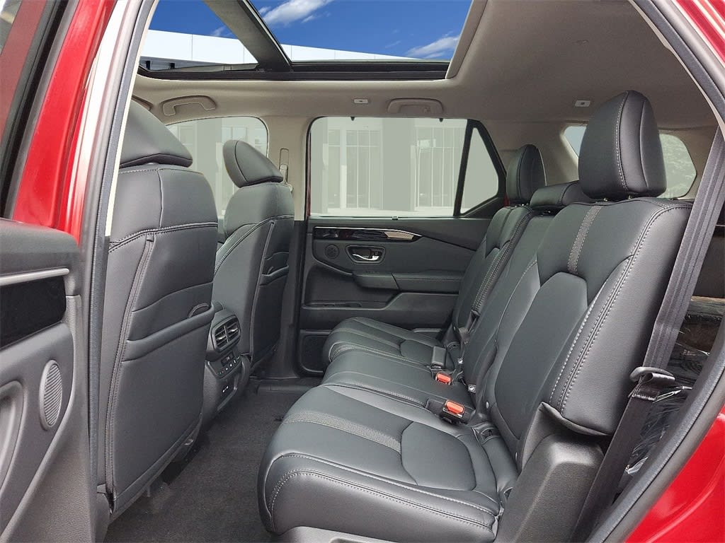 Thumbnail: 2025 Honda Pilot - 10