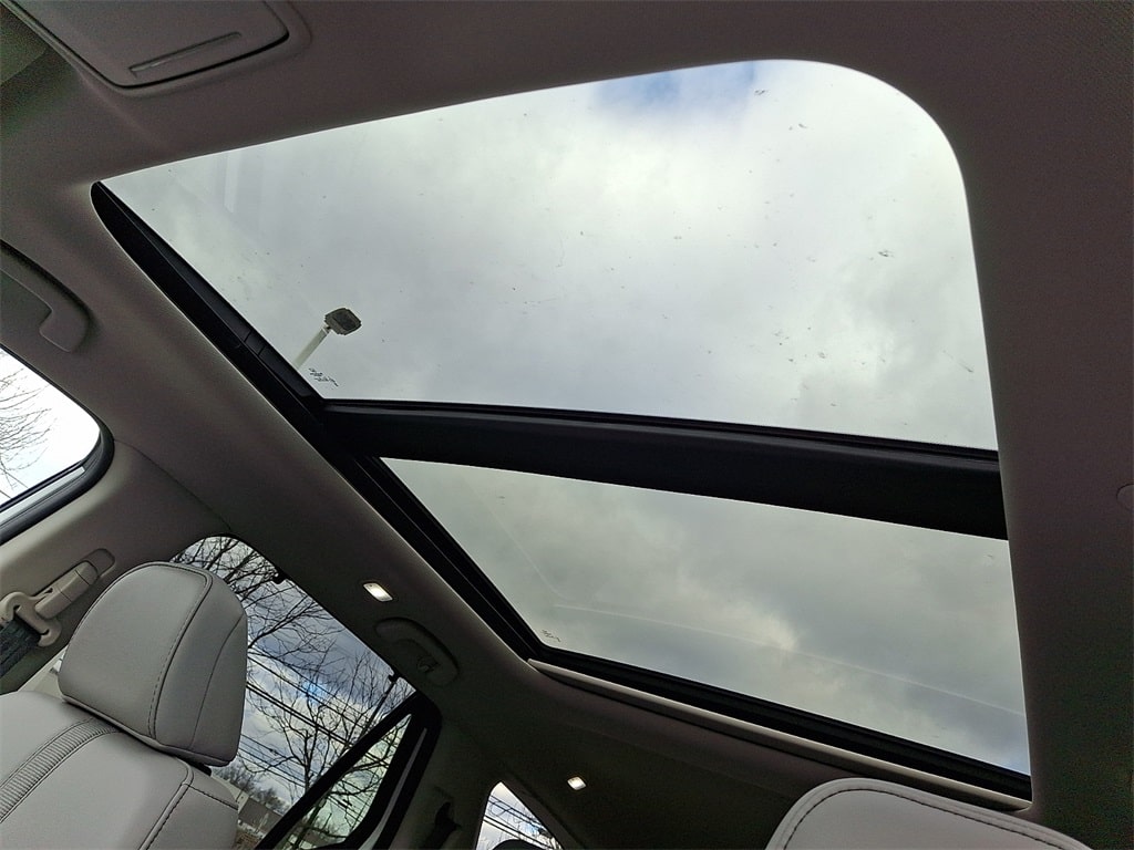 Thumbnail: 2025 Honda Pilot - 11