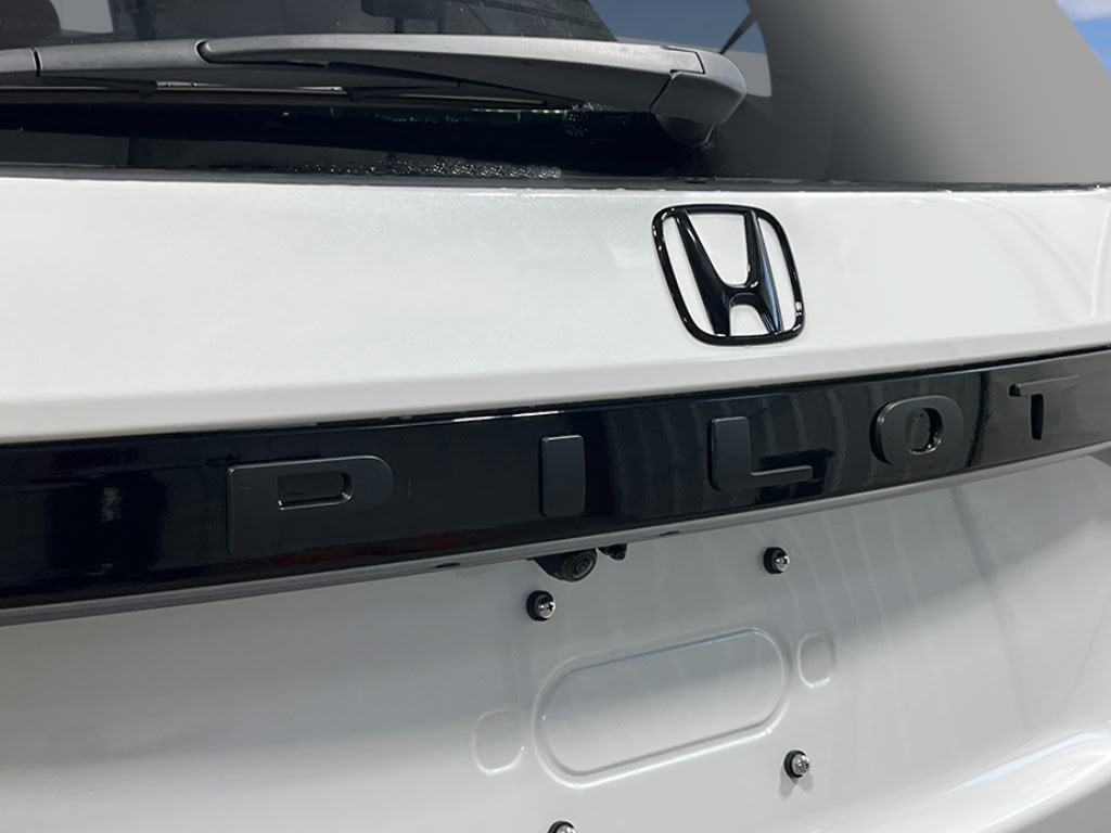 Thumbnail: 2026 Honda Pilot - 18