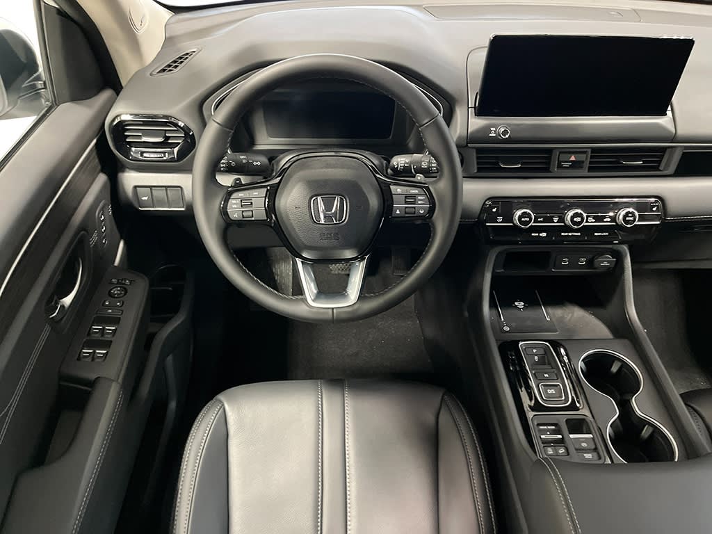 Thumbnail: 2026 Honda Pilot - 10