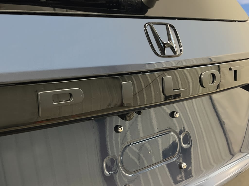 Thumbnail: 2026 Honda Pilot - 18