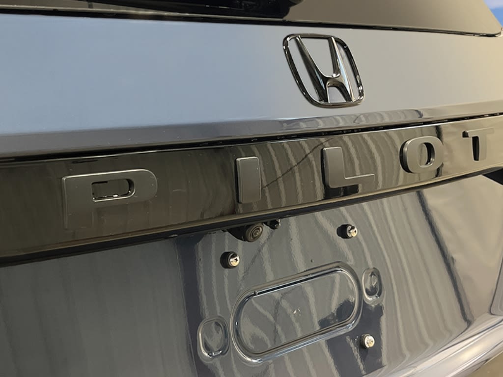 Thumbnail: 2026 Honda Pilot - 18