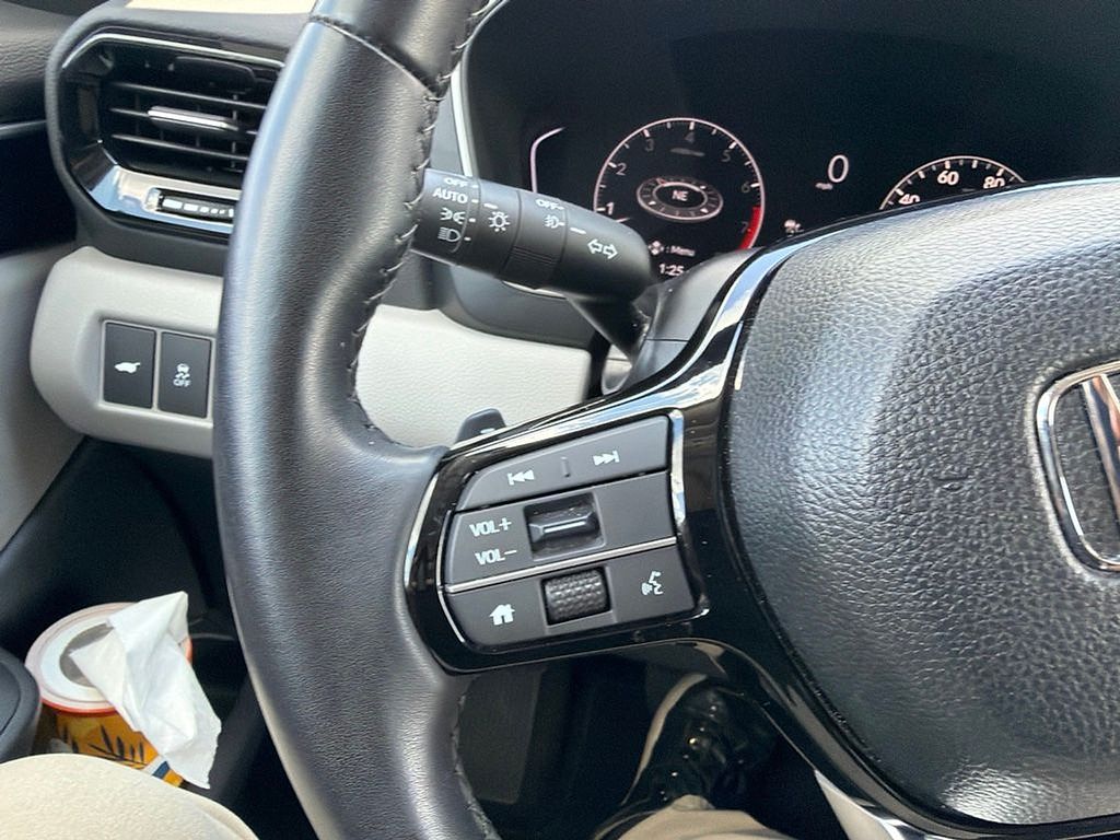 Thumbnail: 2024 Honda Pilot - 22