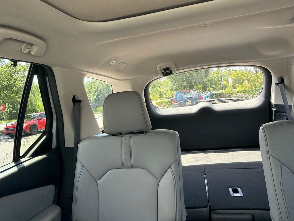 Thumbnail: 2024 Honda Pilot - 8